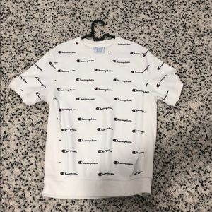 CHAMPION Sweatshirt